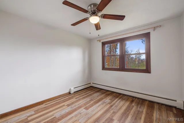 $399,900 | 4822 East Eddy Drive, Lewiston, NY 14092