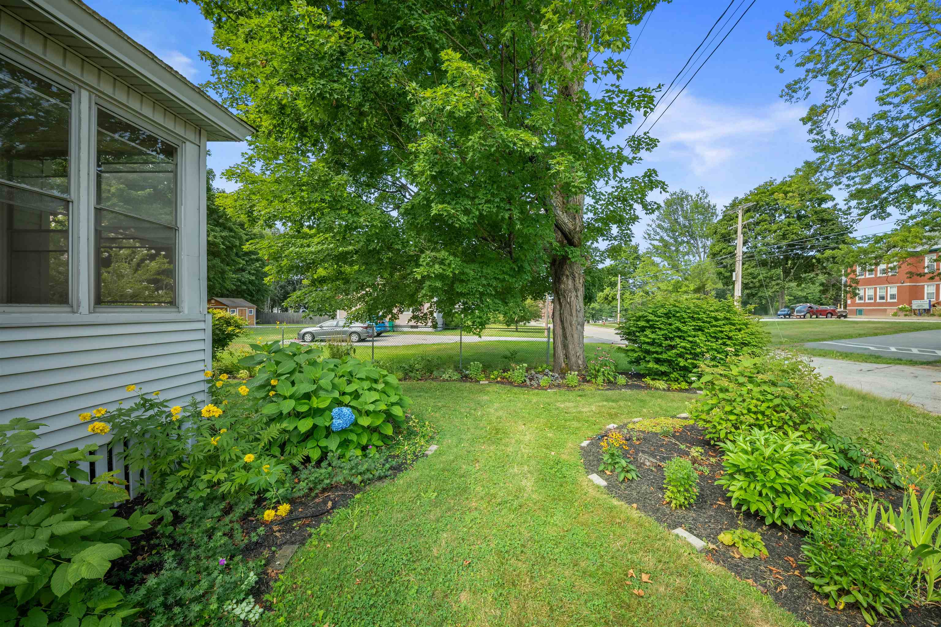 13 Railroad Avenue Rochester, NH 03839 - Photo 31 of 40 Gallery Image 31