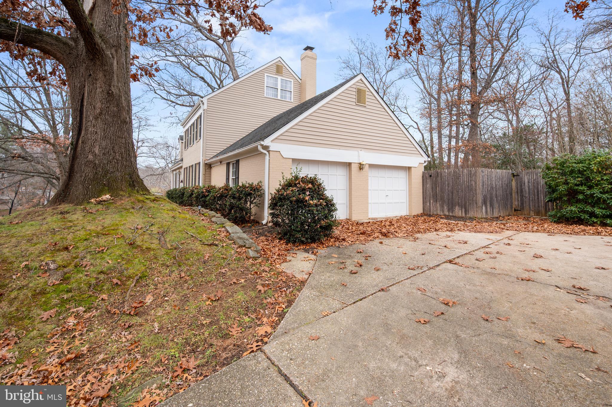 13625 Middlevale Lane Silver Spring, MD 20906 - Photo 30 of 30 2 Car garage- side enterance