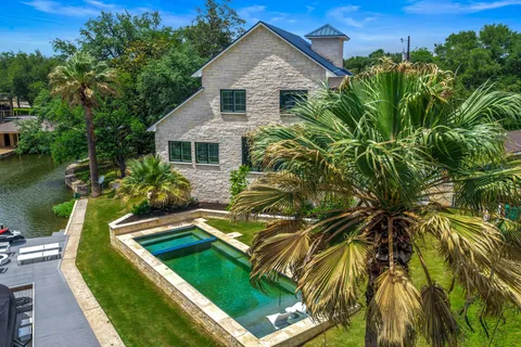 $1,950,000 | 1110 County Road 132A, Kingsland, TX 78639