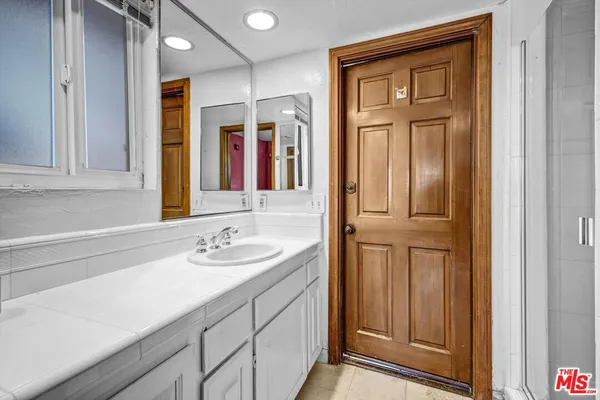 $13,750 | 1515 Outlook Circle, Westlake Village, CA 91362