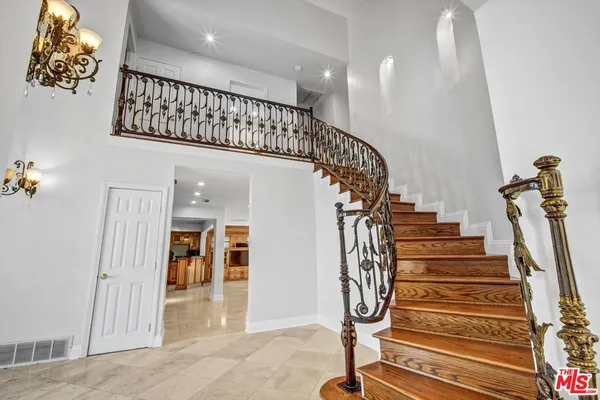 $13,750 | 1515 Outlook Circle, Westlake Village, CA 91362