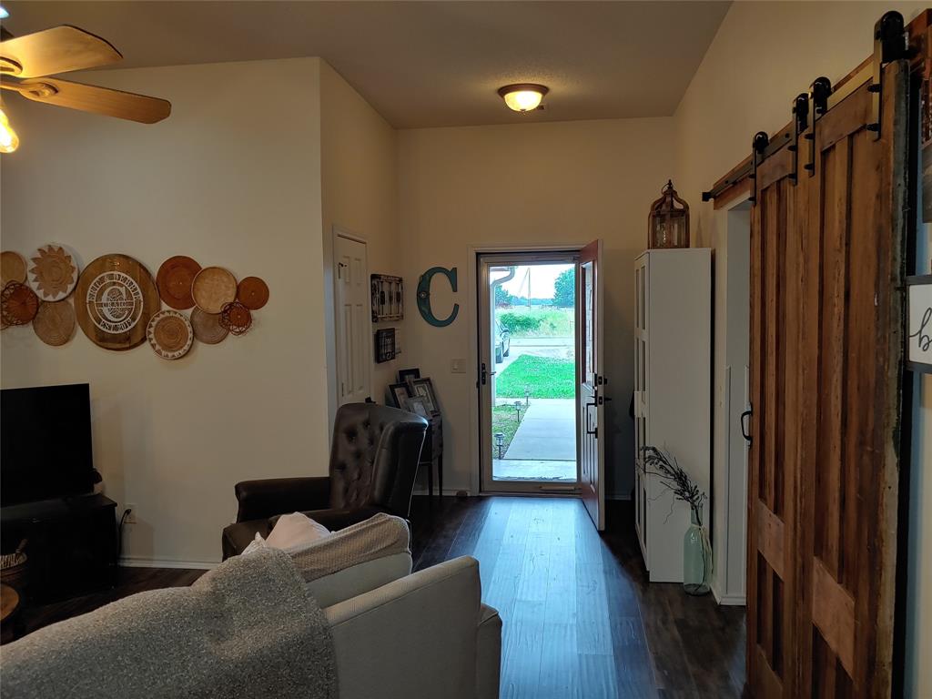 836 Airport Road Reno, TX 75462 - Photo 3 of 30