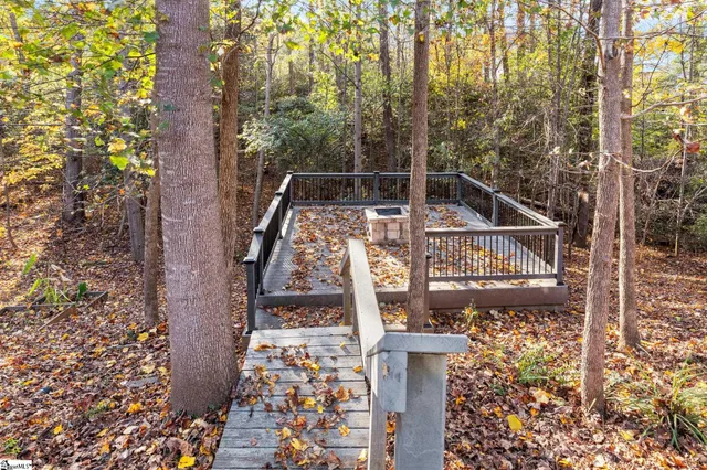 $655,000 | 377 Heritage Point Drive, Simpsonville, SC 29681