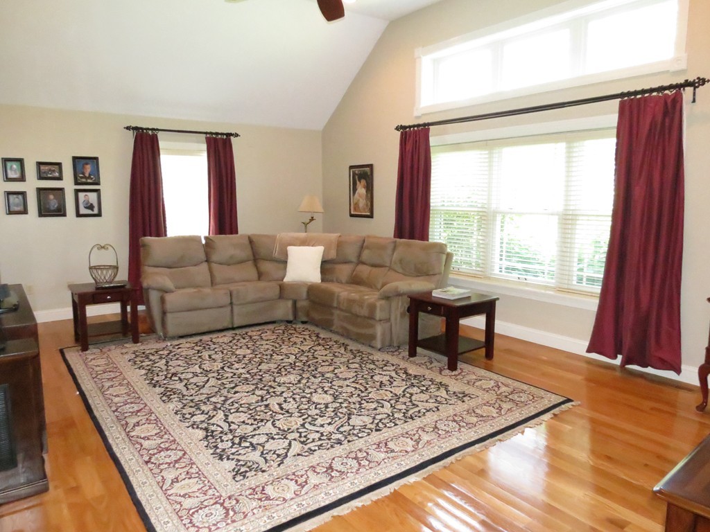 49 Carleton Road Millbury, MA 01527 - Photo 16 of 29 Gallery Image 16