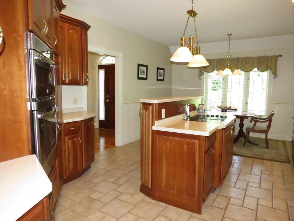 49 Carleton Road Millbury, MA 01527 - Photo 6 of 29 Gallery Image 6
