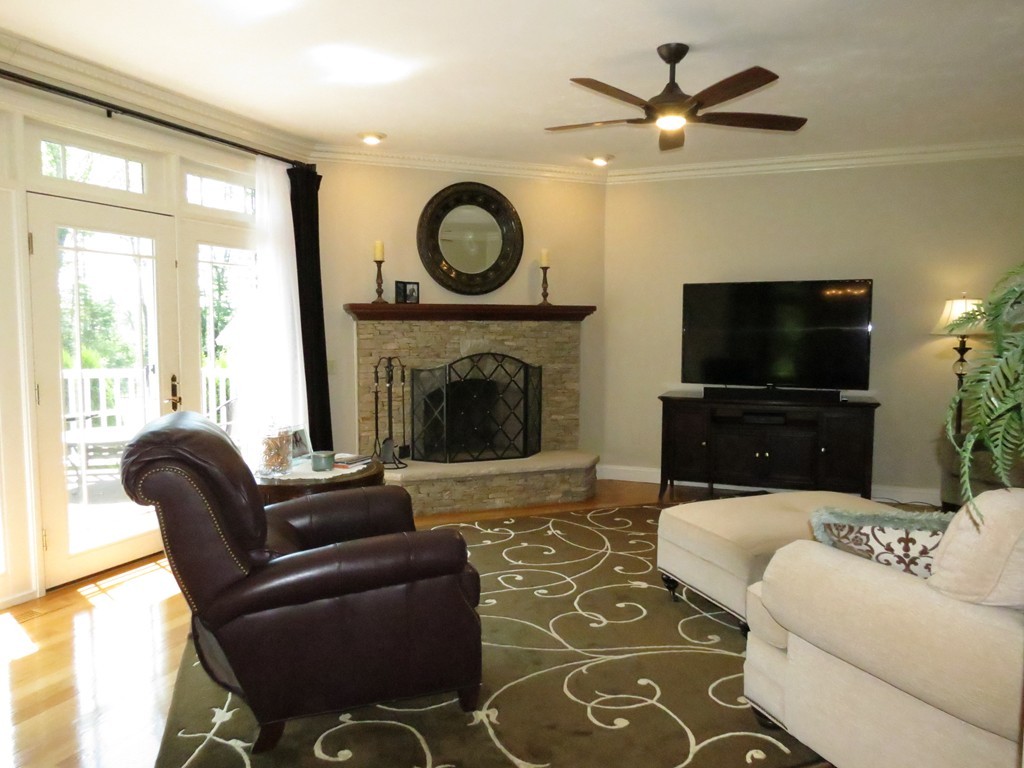 49 Carleton Road Millbury, MA 01527 - Photo 9 of 29 Gallery Image 9