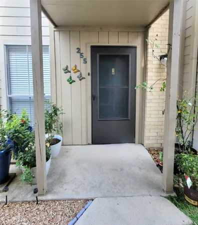 $95,000 | 3919 Fairmont Parkway, Unit 255, Pasadena, TX 77504