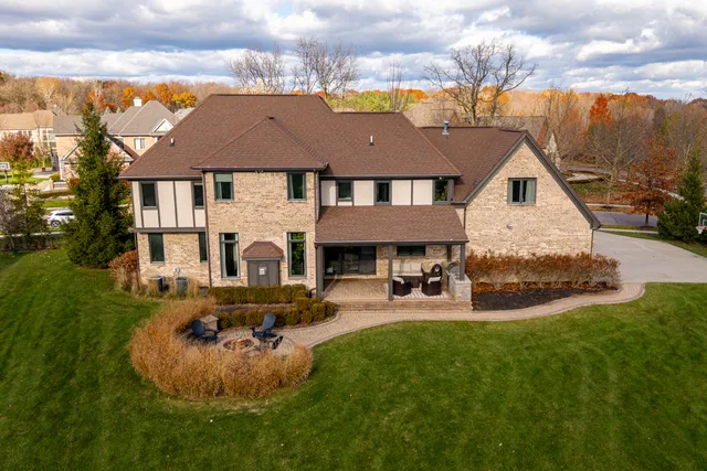 $1,795,000 | 21043 Maybury Park Drive, Northville, MI 48167