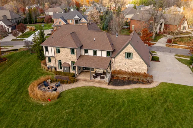 $1,795,000 | 21043 Maybury Park Drive, Northville, MI 48167
