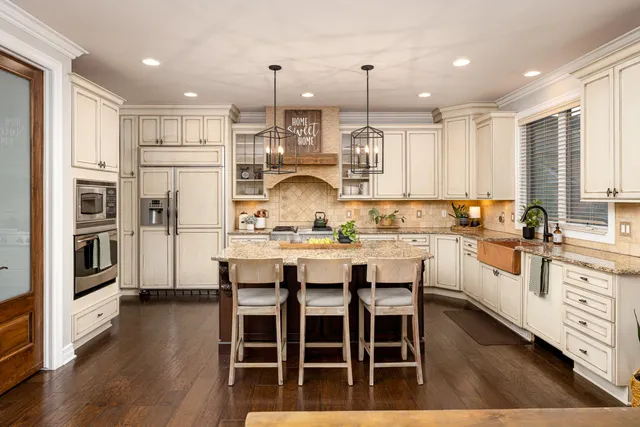 $1,795,000 | 21043 Maybury Park Drive, Northville, MI 48167