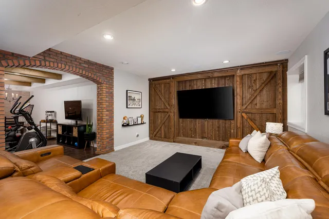 $1,795,000 | 21043 Maybury Park Drive, Northville, MI 48167