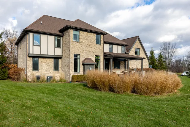$1,795,000 | 21043 Maybury Park Drive, Northville, MI 48167