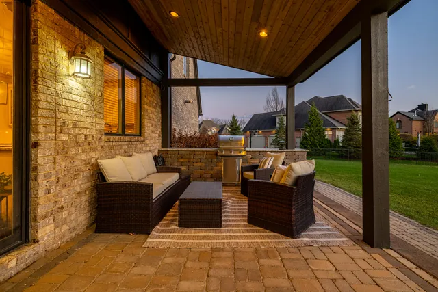 $1,795,000 | 21043 Maybury Park Drive, Northville, MI 48167