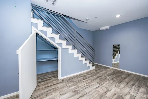 $3,500 | 6719 1/2 Vineland Avenue, North Hollywood, CA 91606