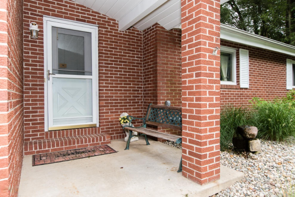 4331 Minges Road South Battle Creek, MI 49015 - Photo 41 of 47 DSC_6161