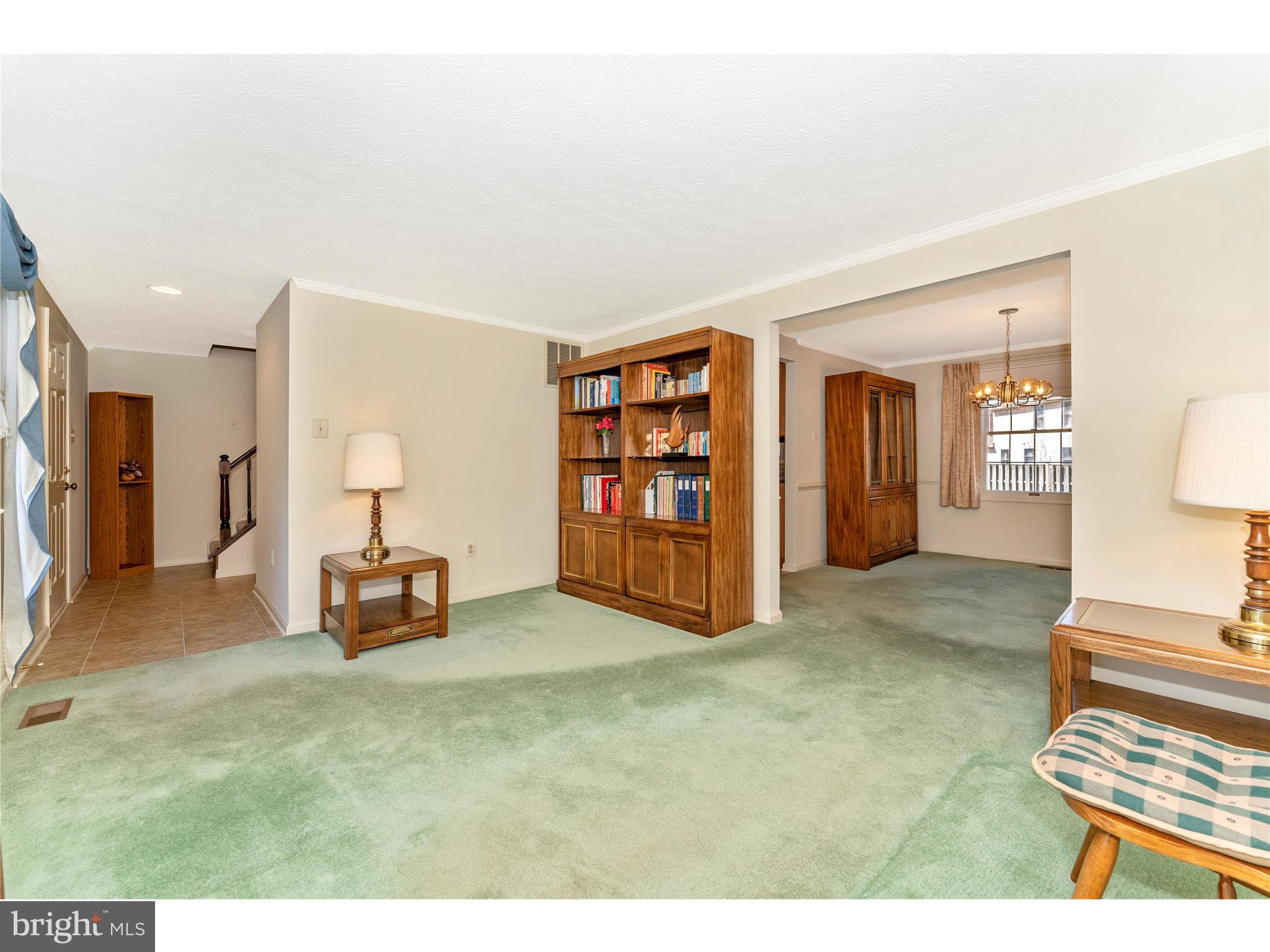 595 Pumphouse Road Frederick, MD 21703 - Photo 19 of 50 Living Room
