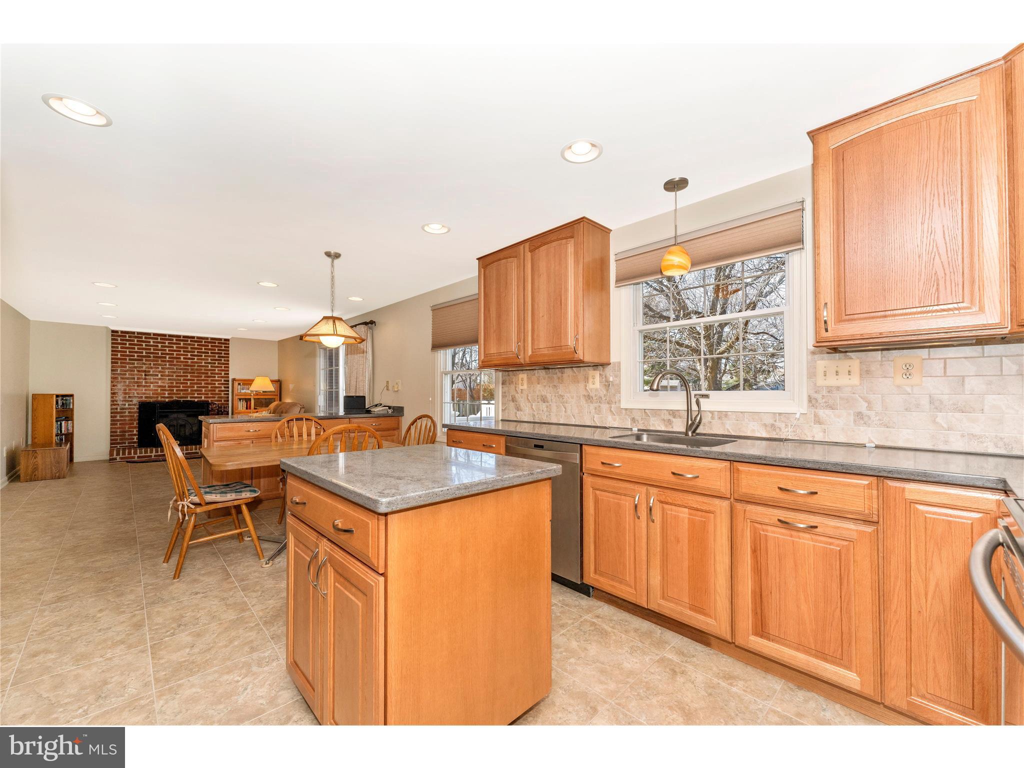 595 Pumphouse Road Frederick, MD 21703 - Photo 3 of 50 Corian Countertops...