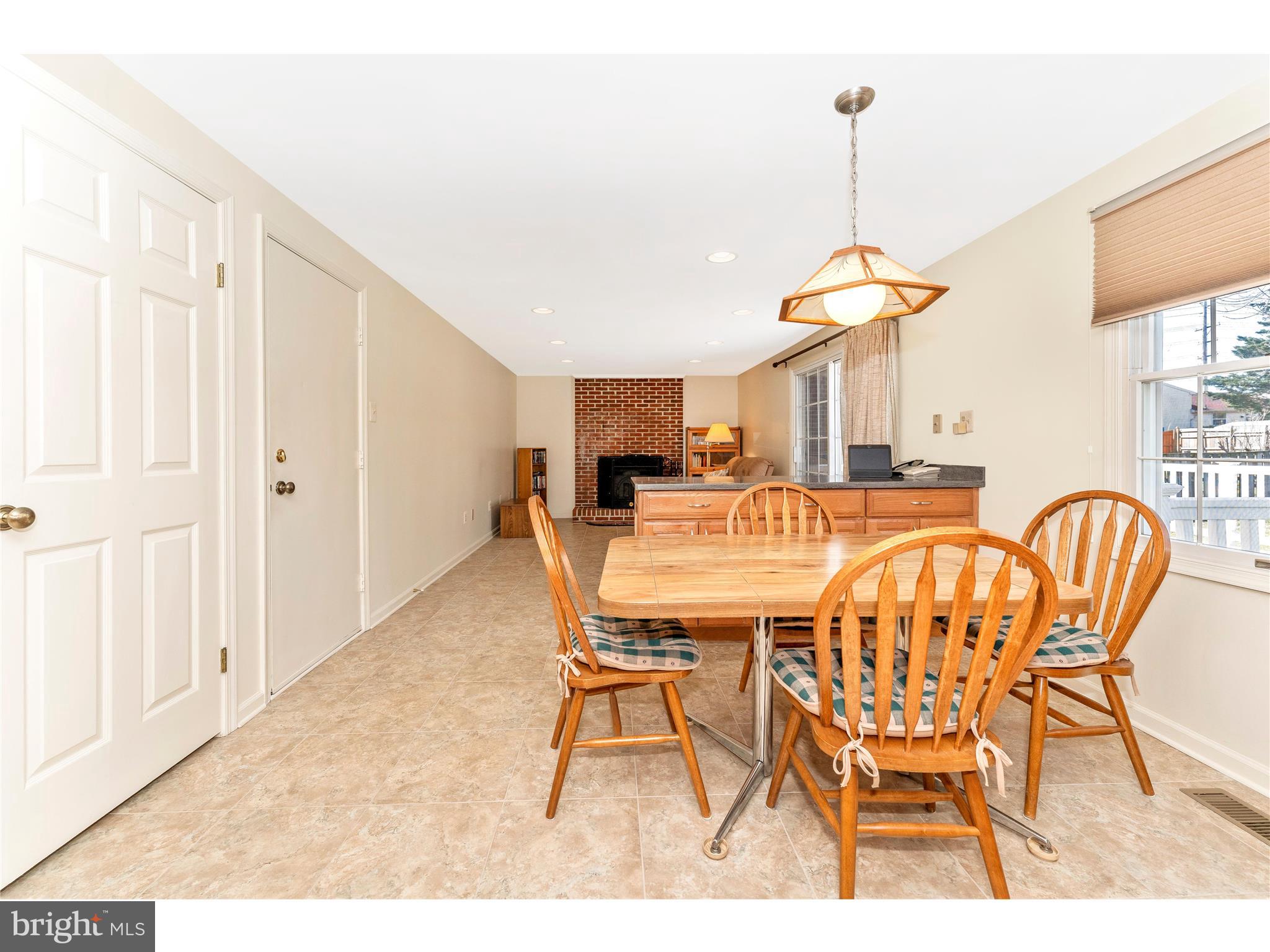 595 Pumphouse Road Frederick, MD 21703 - Photo 10 of 50 View of Family Room