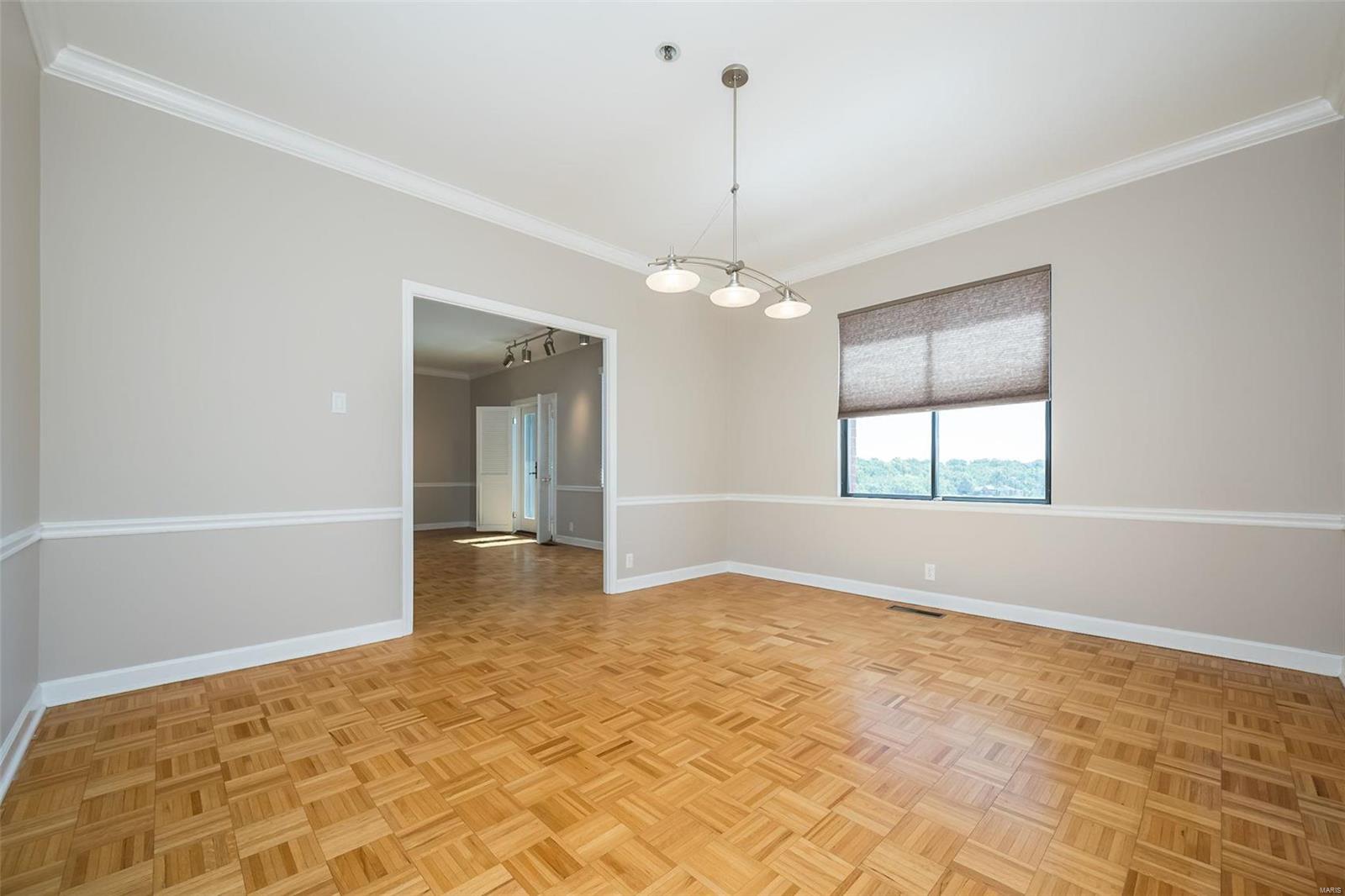 816 South Hanley Road, Unit 4D Clayton, MO 63105 - Photo 12 of 43 Gallery Image 12