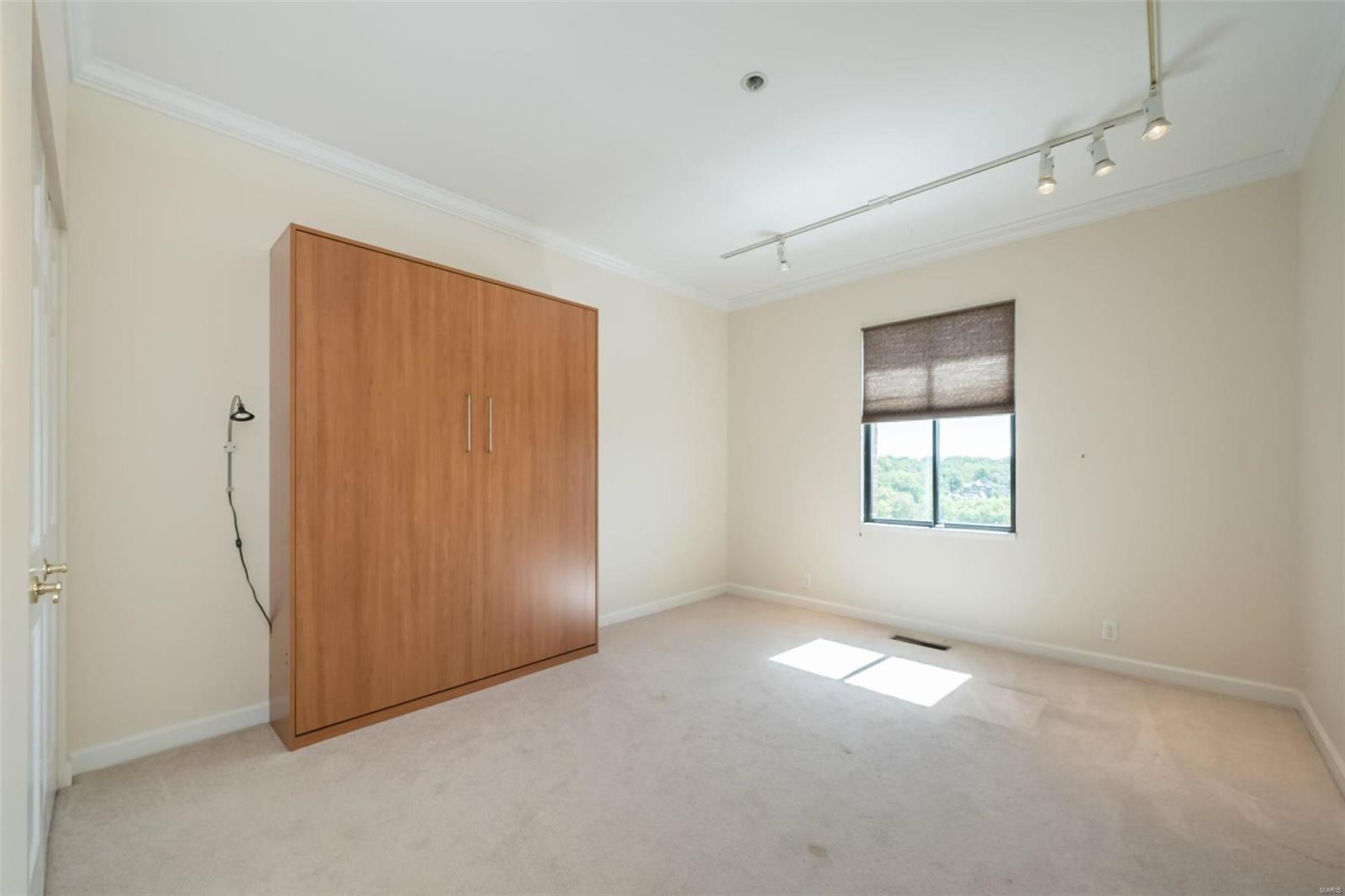 816 South Hanley Road, Unit 4D Clayton, MO 63105 - Photo 23 of 43 Gallery Image 23