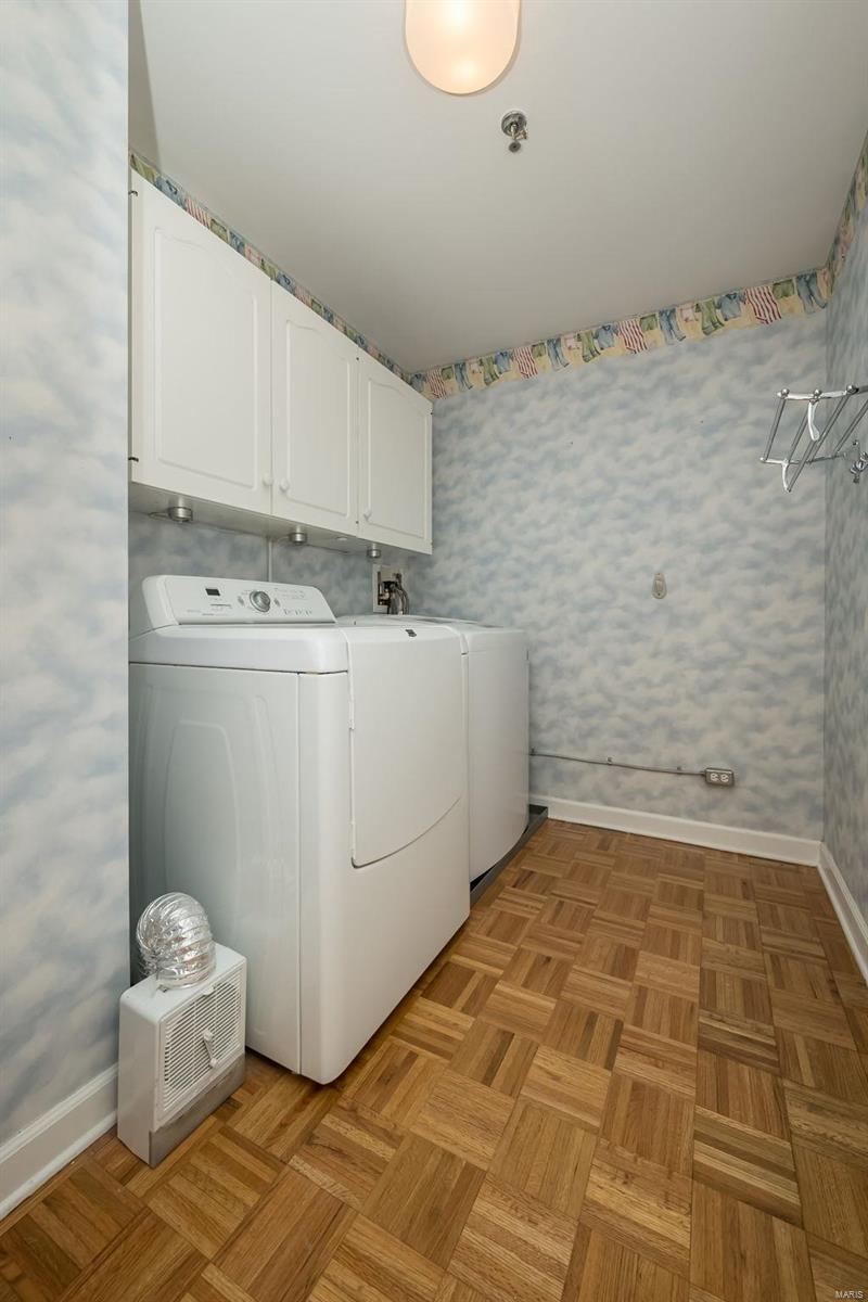 816 South Hanley Road, Unit 4D Clayton, MO 63105 - Photo 25 of 43 Gallery Image 25