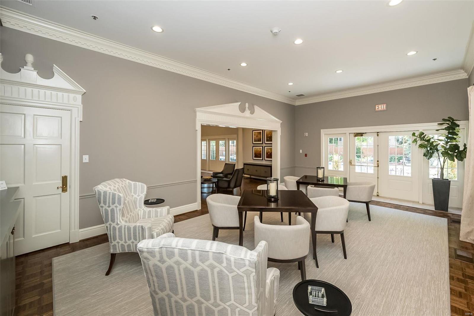 816 South Hanley Road, Unit 4D Clayton, MO 63105 - Photo 29 of 43 Gallery Image 29
