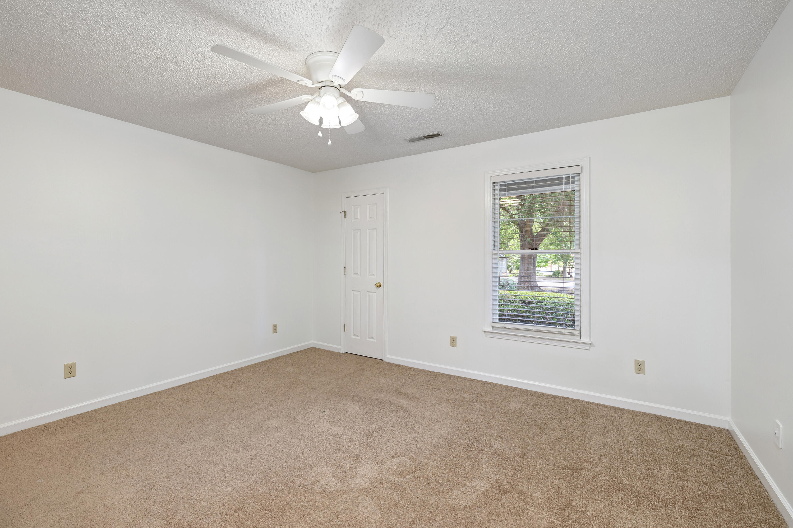 48 Cumberland Way Sumter, SC 29150 - Photo 25 of 43 PRIMARY BEDROOM