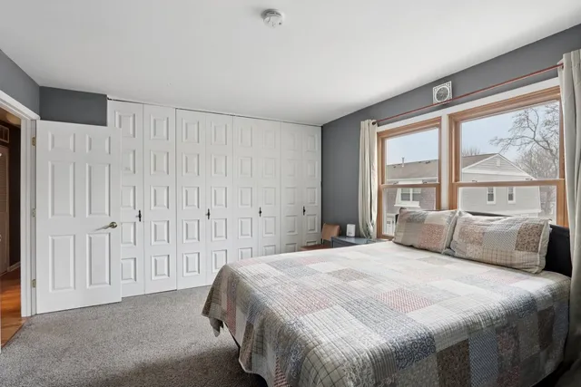 $209,000 | 408 Farmingdale Circle, Unit 408, Vernon Hills, IL 60061