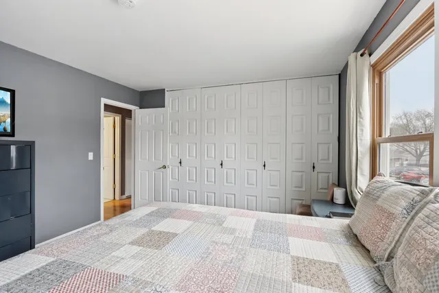 $209,000 | 408 Farmingdale Circle, Unit 408, Vernon Hills, IL 60061