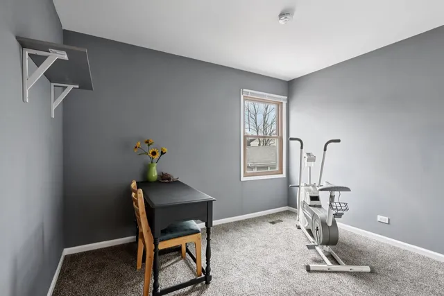 $209,000 | 408 Farmingdale Circle, Unit 408, Vernon Hills, IL 60061