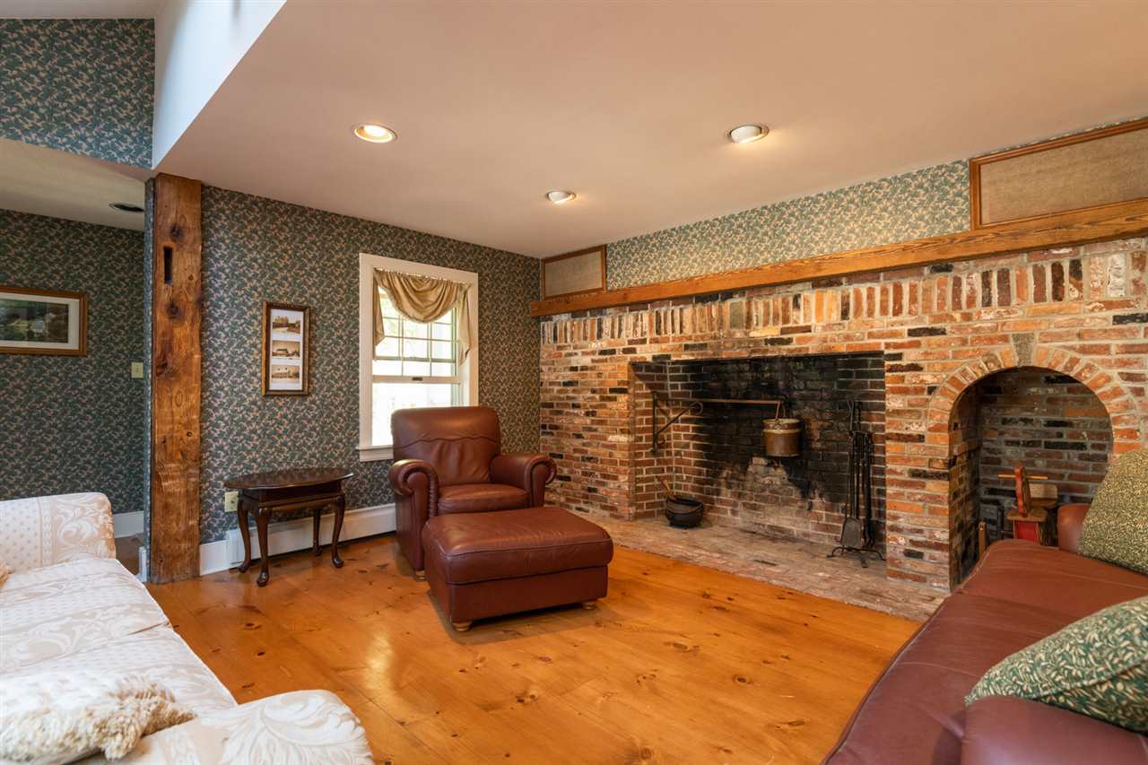 64 Bennett Road Durham, NH 03824 - Photo 4 of 40
