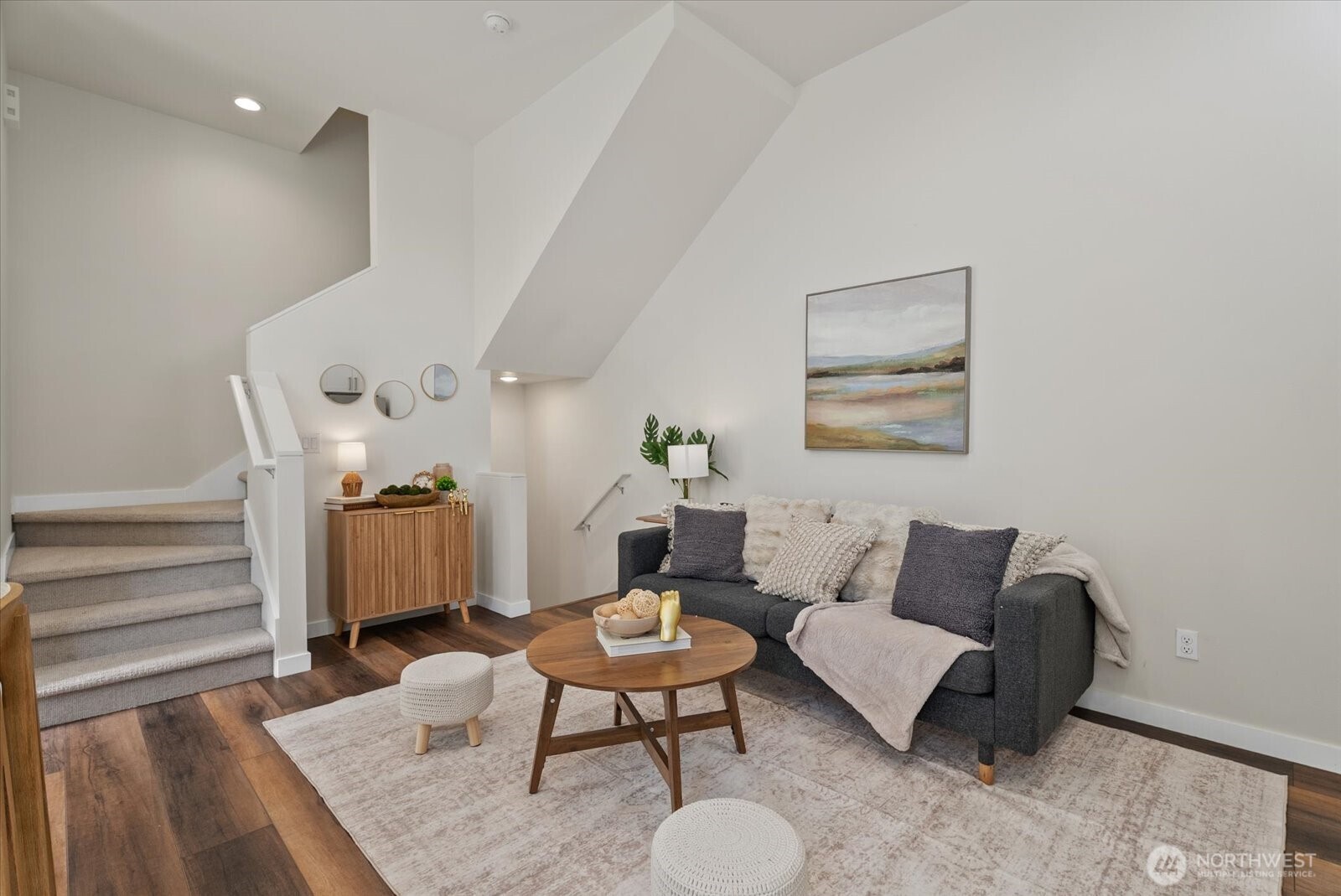 513 South Sullivan Street Seattle, WA 98108 - Photo 9 of 24