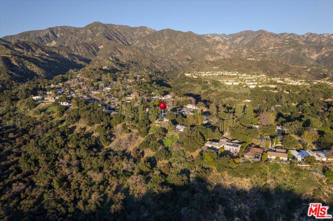 4119 Aralia Road Altadena, CA 91001 - Photo 35 of 37 a view of a field with a mountain