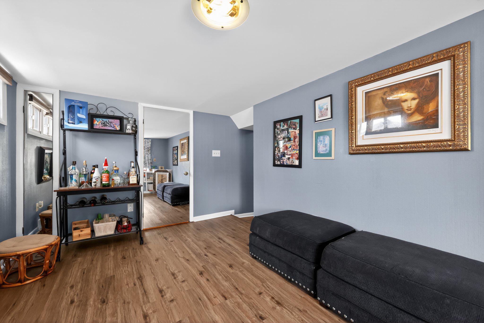 1121 Wynnbrook Road Secane, PA 19018 - Photo 31 of 36 Charming Lower Level space with artistic flair.