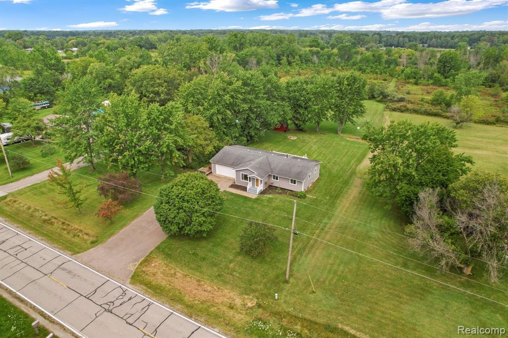 9360 Reid Road Swartz Creek, MI 48473 - Photo 4 of 43 Gallery Image 4