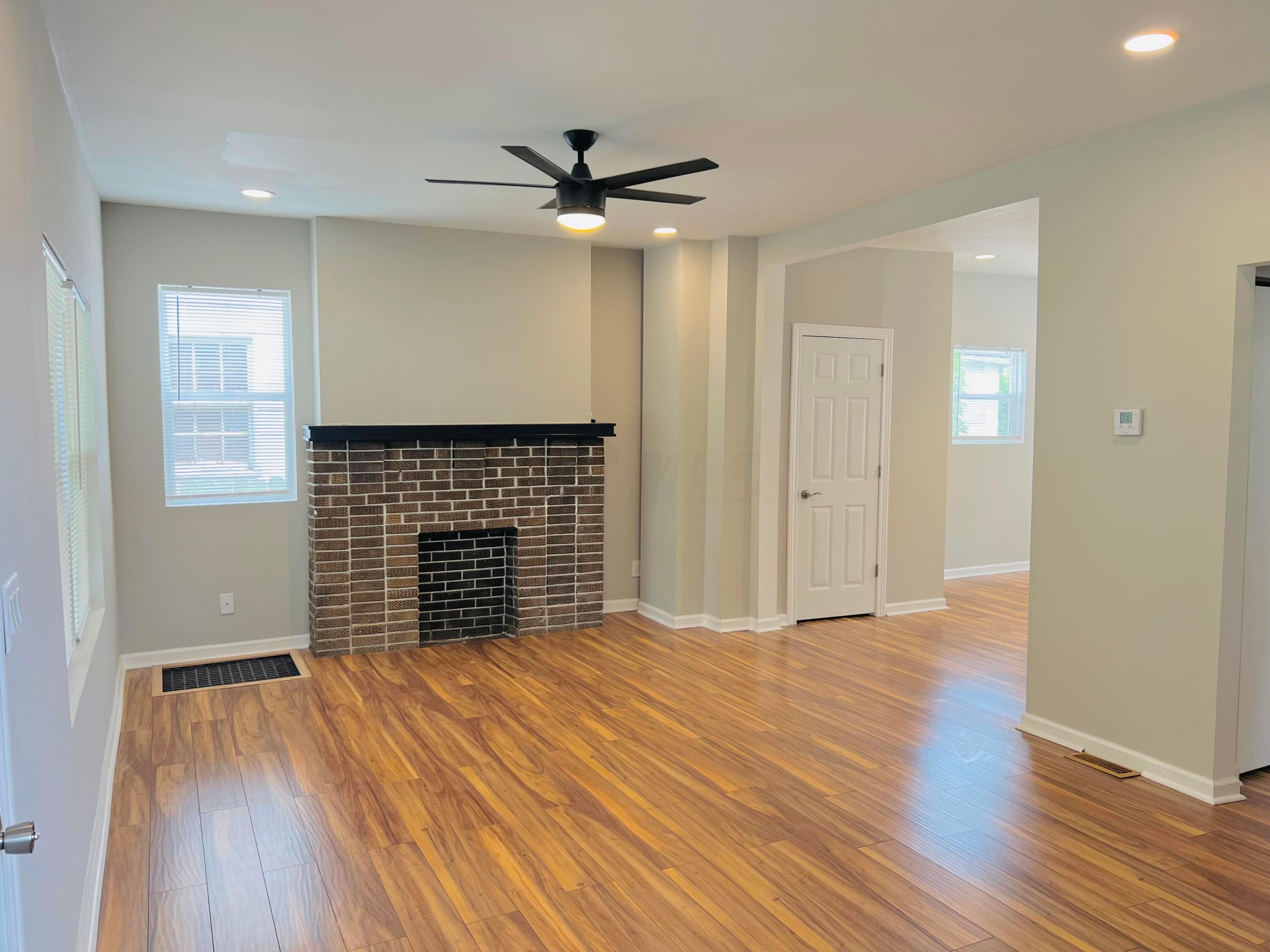 2525 Ridge Avenue Columbus, OH 43204 - Photo 6 of 40 0A56FAC0-5443-4E80-A820-C7BADF39795D