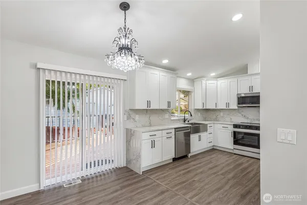 $3,650 | 19306 8th Avenue West, Lynnwood, WA 98036
