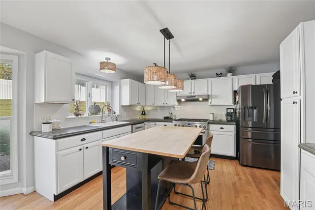 $450,000 | 136 Jacobs Way, St. Peters, MO 63376