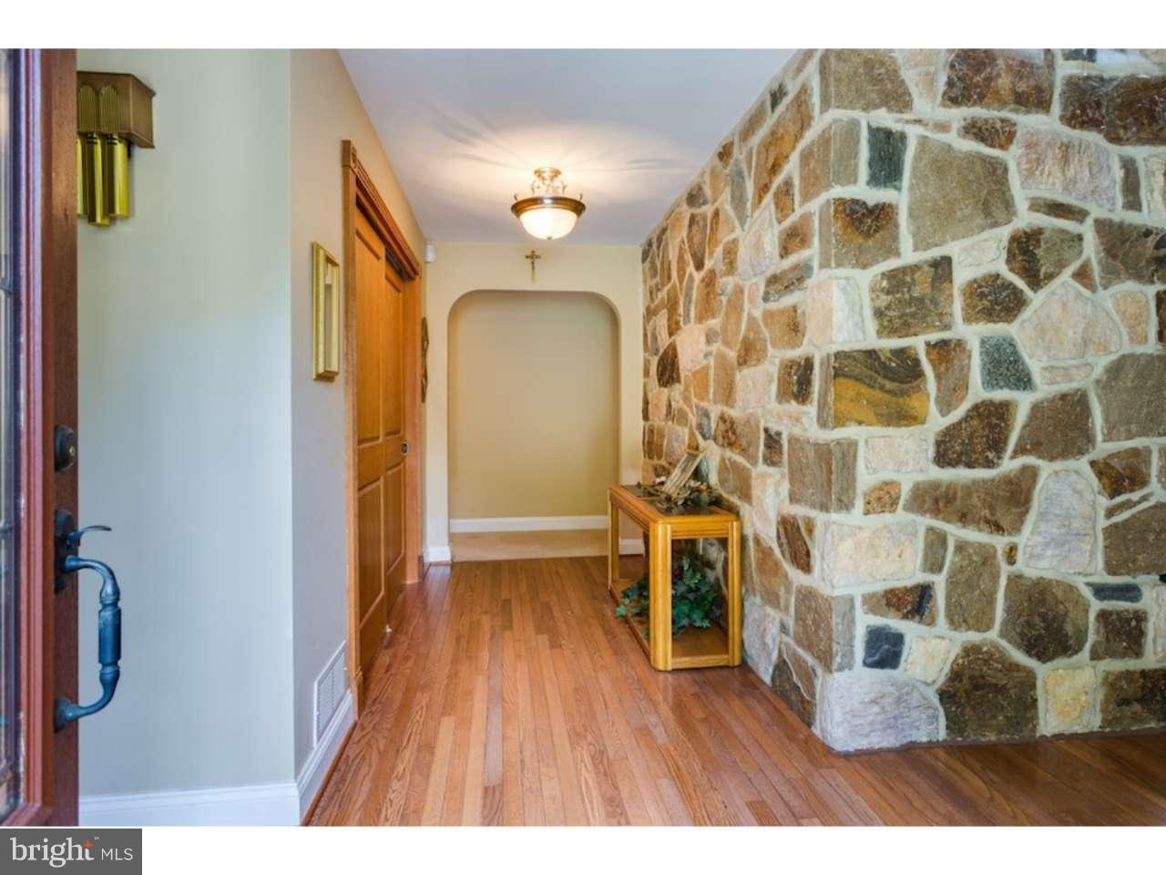 1004 Riverton Road Moorestown, NJ 08057 - Photo 3 of 24