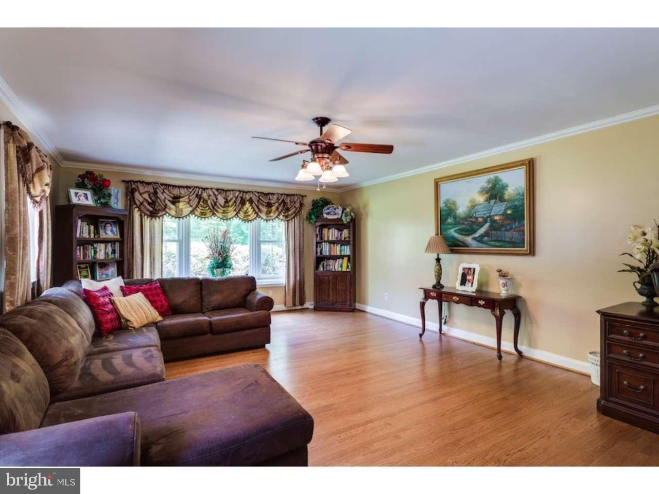 1004 Riverton Road Moorestown, NJ 08057 - Photo 4 of 24
