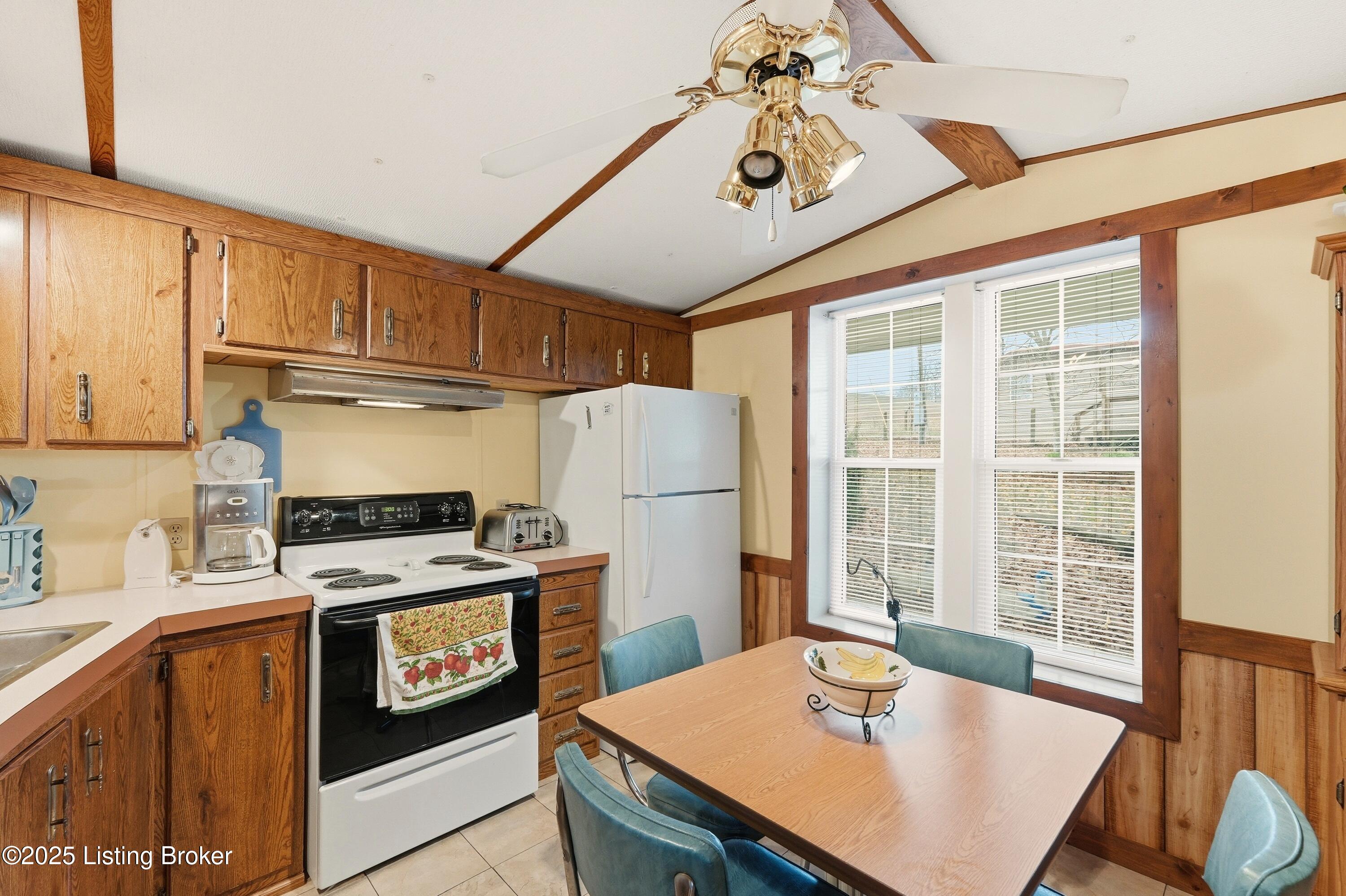 1494 William Cemetery Road Clarkson, KY 42726 - Photo 14 of 32 1494williamcemetery_louisvillerealestate