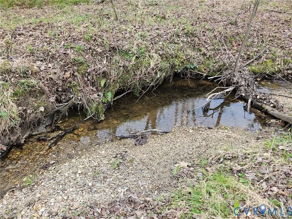 $200,000 | 83.86-ac South James River Road, Buckingham, VA 23921