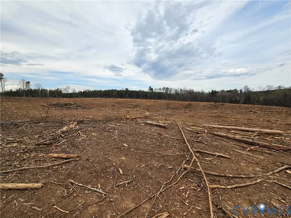 $200,000 | 83.86-ac South James River Road, Buckingham, VA 23921