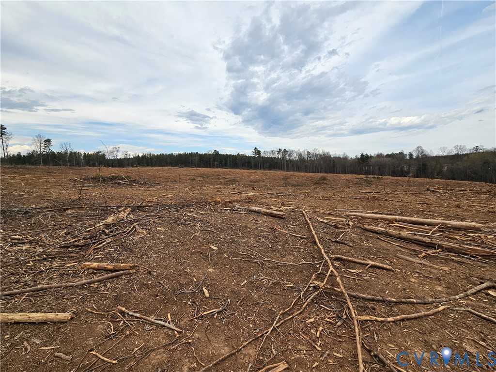 83.86-ac South James River Road Buckingham, VA 23921 - Photo 15 of 24 a view of an ocean