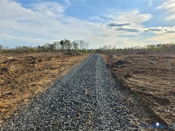 $200,000 | 83.86-ac South James River Road, Buckingham, VA 23921