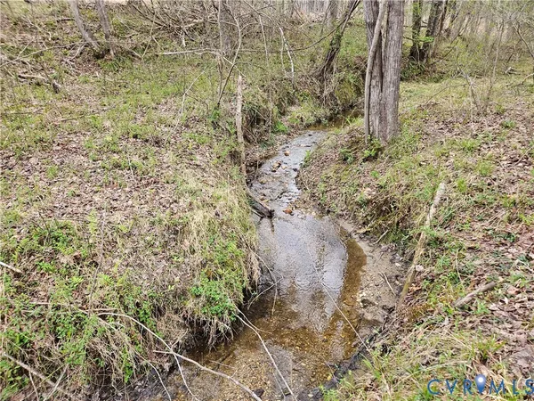 $200,000 | 83.86-ac South James River Road, Buckingham, VA 23921
