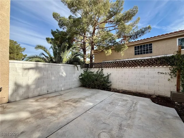 $1,825 | 2835 Cool Water Drive, Henderson, NV 89074