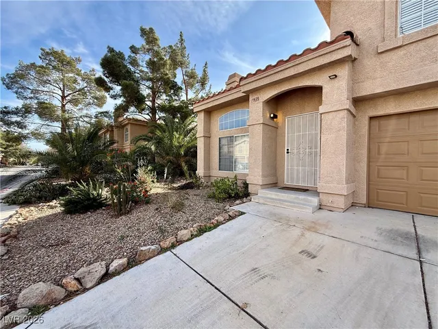 $1,825 | 2835 Cool Water Drive, Henderson, NV 89074