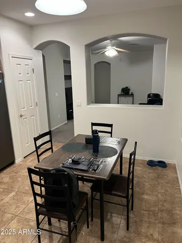 $1,975 | 2546 West Old Paint Trail, Phoenix, AZ 85086